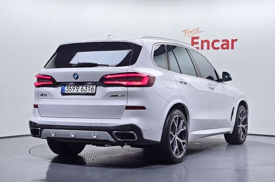 BMW X5 xDrive 40i M Sport — пробег 100 473 км — фото 2 из 5