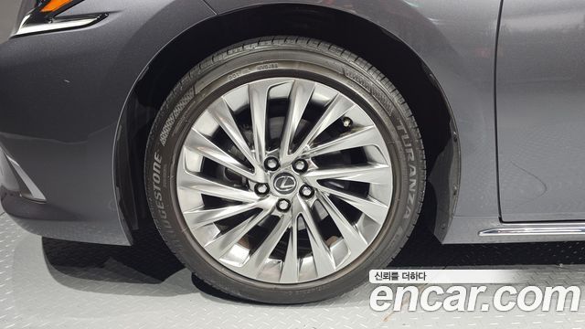 Lexus ES из Кореи Encar