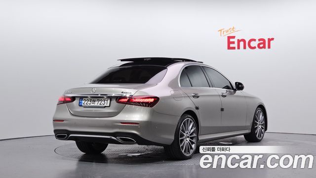 Mercedes-Benz E-Class из Кореи Encar