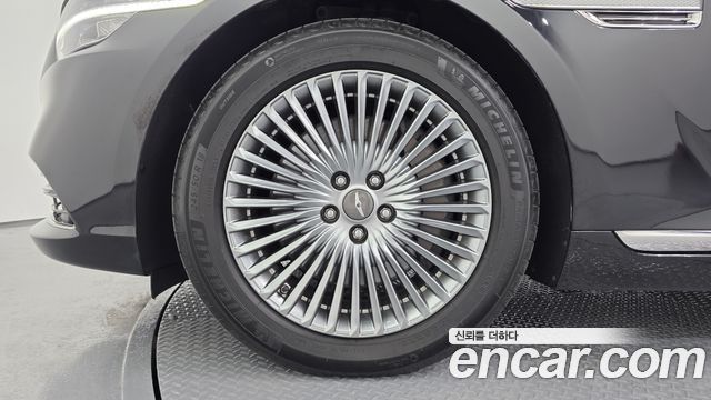 Genesis G90 из Кореи Encar