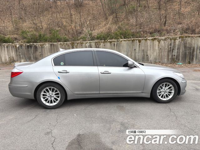Hyundai Genesis из Кореи Encar