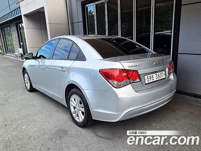 Chevrolet (Daewoo) Cruze 1.8 LT+ — пробег 109 546 км — фото 3 из 5