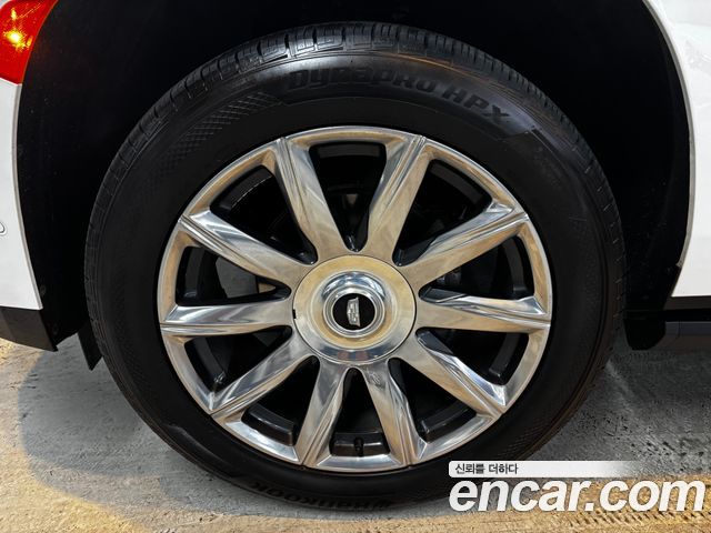 Cadillac Escalade 6.2 Premium Luxury Platinum — пробег 58 000 км — фото 5 из 5
