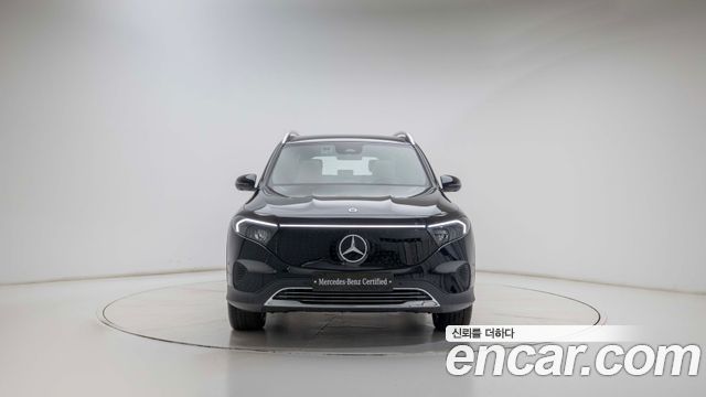 Mercedes-Benz EQB EQB300 4MATIC — пробег 786 км — фото 3 из 5