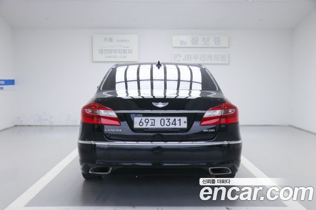 Hyundai Genesis из Кореи Encar
