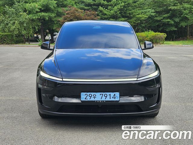 Tesla Model Y Long Range Launch Edition AWD — пробег 5 430 км — фото 1 из 5