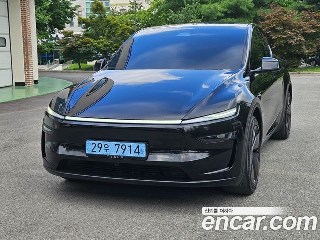 Tesla Model Y Long Range Launch Edition AWD — пробег 5 430 км — фото 3 из 5