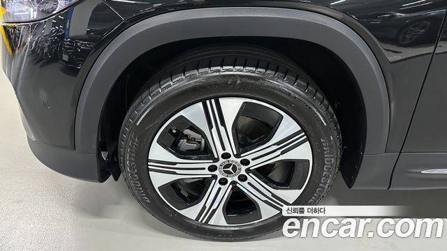 Mercedes-Benz EQB из Кореи Encar