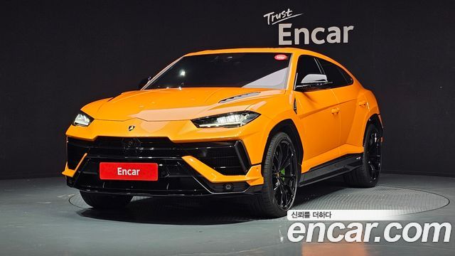 Lamborghini Urus из Кореи Encar