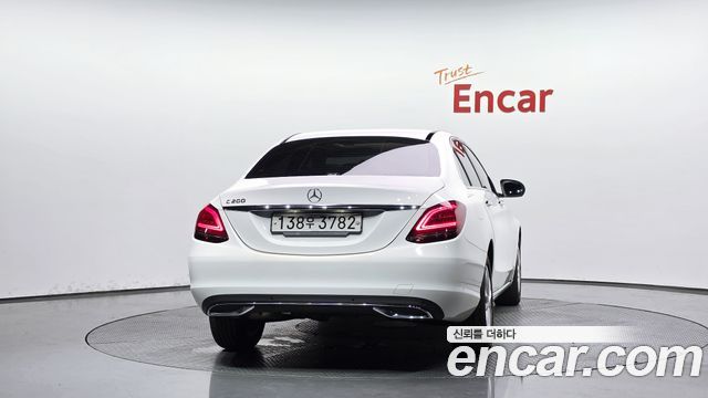 Mercedes-Benz C-Class из Кореи Encar