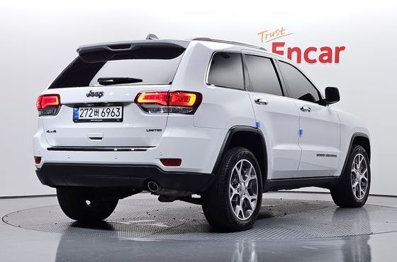 Jeep Cherokee 3.6 Limited WK2 — пробег 90 370 км — фото 2 из 5