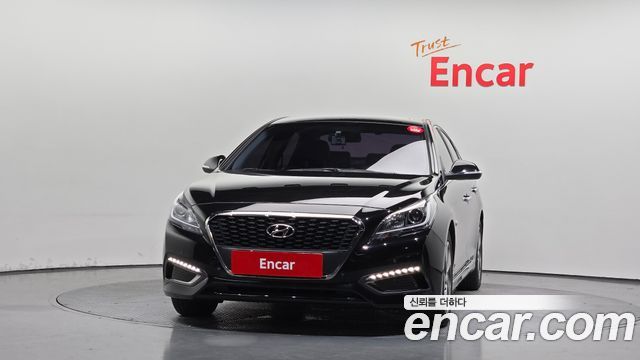 Hyundai Sonata 2.0 HEV Premium — пробег 164 500 км — фото 3 из 5