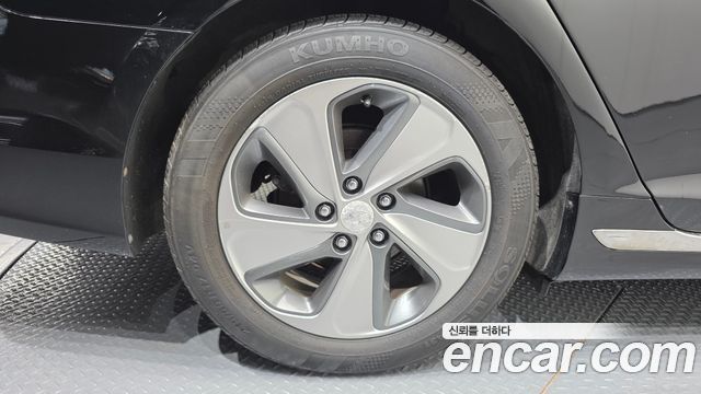 Hyundai Sonata 2.0 HEV Premium — пробег 164 500 км — фото 5 из 5