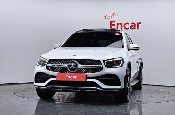 Mercedes-Benz GLC-Class GLC300 4MATIC — пробег 83 791 км — фото 3 из 5