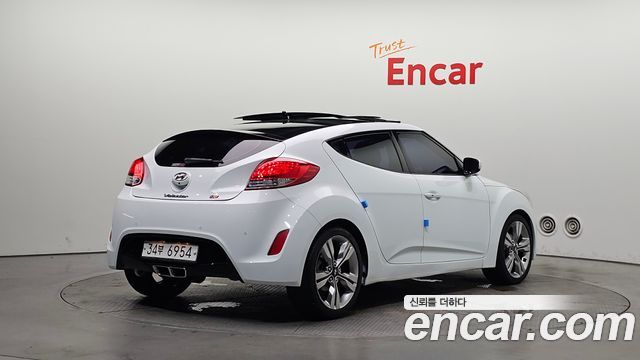 Hyundai Veloster DCT Pack — пробег 76 006 км — фото 2 из 5
