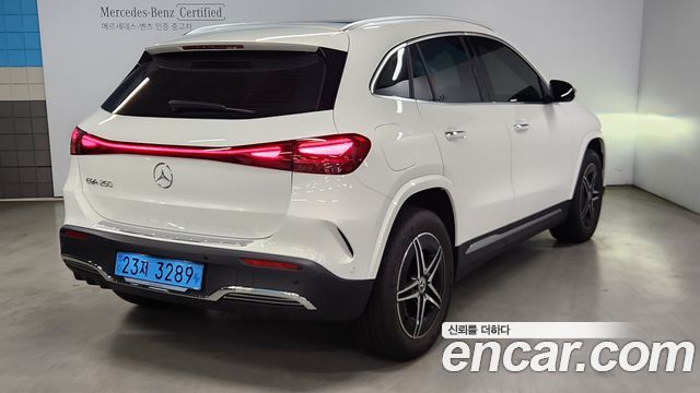 Mercedes-Benz EQA EQA250 AMG Line — пробег 180 км — фото 2 из 5
