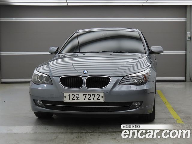 BMW 5-Series 520i Sedan — пробег 84 450 км — фото 2 из 5