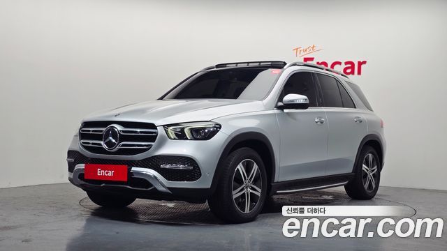 Mercedes-Benz GLE-Class GLE300d 4MATIC — пробег 64 417 км — фото 1 из 5