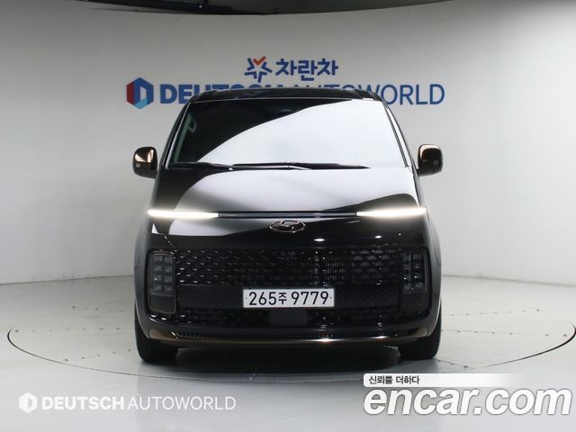Hyundai Staria 4WD Lounge 9-Seater Inspiration — пробег 58 709 км — фото 3 из 5
