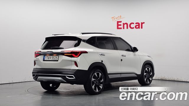 Kia Seltos из Кореи Encar