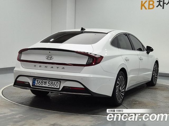 Hyundai Sonata Premium Plus — пробег 79 754 км — фото 4 из 5