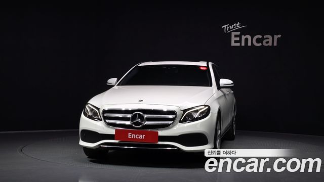 Mercedes-Benz E-Class E220d Avantgarde — пробег 92 094 км — фото 3 из 5