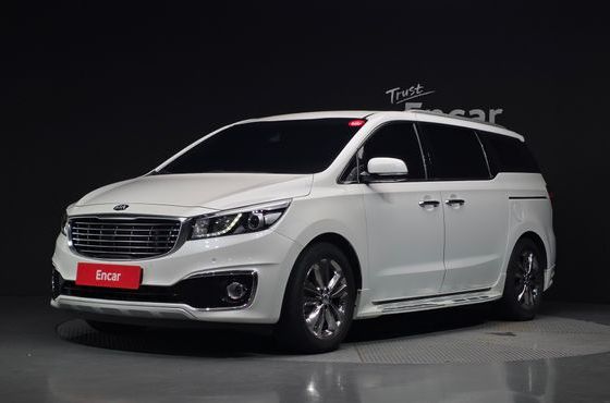 Kia Carnival 9-Seater Noblesse Special — пробег 96 298 км — фото 1 из 5