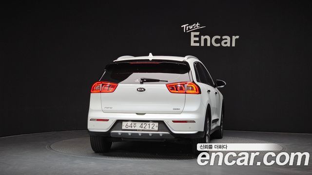 Kia Niro из Кореи Encar