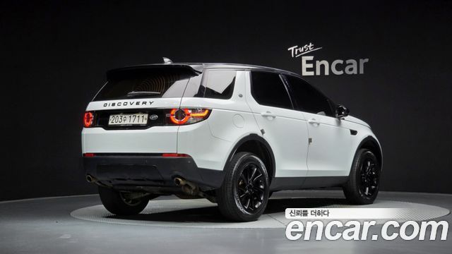 Land Rover Discovery Sport 2.0 TD4 SE (150PS) — пробег 128 441 км — фото 2 из 5