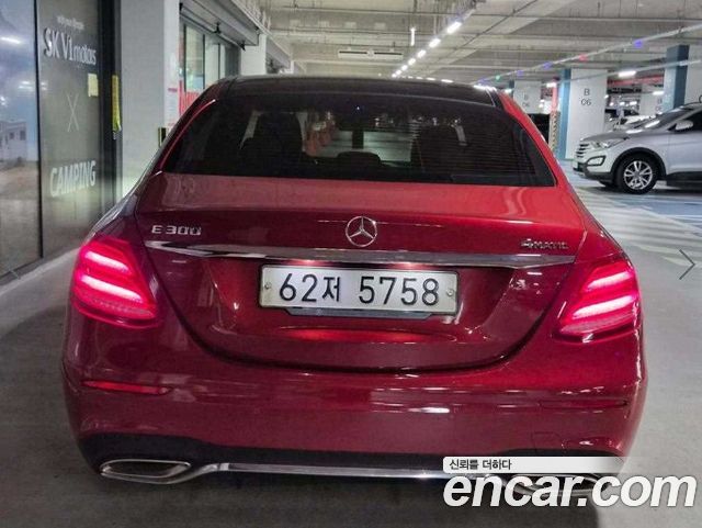 Mercedes-Benz E-Class E300 4MATIC AMG Line — пробег 178 604 км — фото 5 из 5