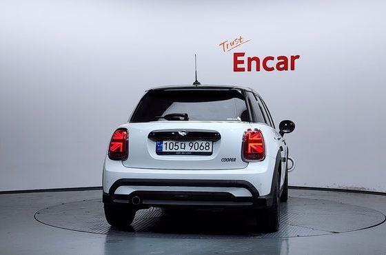Mini Cooper 5Door Classic Third Generation — пробег 34 785 км — фото 4 из 5