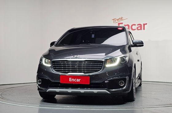 Kia Carnival Gasoline 9-seater Noblesse — пробег 128 997 км — фото 3 из 5