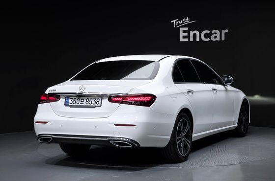 Mercedes-Benz E-Class E250 Avantgarde — пробег 59 883 км — фото 2 из 5