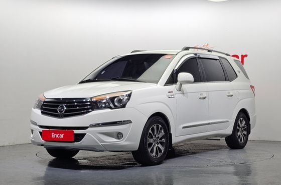 Ssangyong KORANDO 4WD RX 11-seater — пробег 185 873 км — фото 1 из 5
