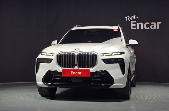 BMW X7 xDrive 40i M Sport 6STR — пробег 30 216 км — фото 3 из 5
