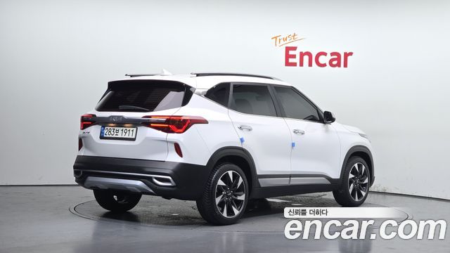 Kia Seltos из Кореи Encar