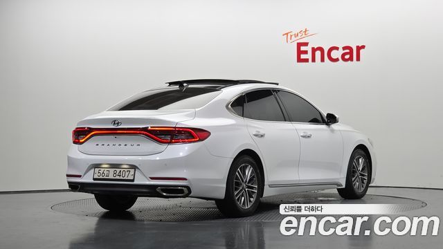 Hyundai Grandeur из Кореи Encar