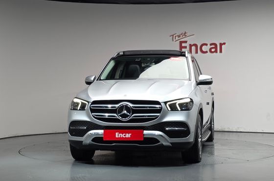 Mercedes-Benz GLE-Class GLE300d 4MATIC — пробег 62 210 км — фото 3 из 5