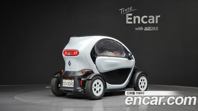 Renault (Samsung) Twizy Life(2-Seater) — пробег 2 513 км — фото 2 из 5