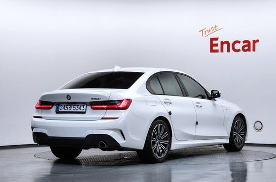 BMW 3-Series 320i M Sport — пробег 96 919 км — фото 2 из 5