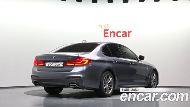 BMW 5-Series 530i M Sport Package Plus — пробег 153 558 км — фото 2 из 5