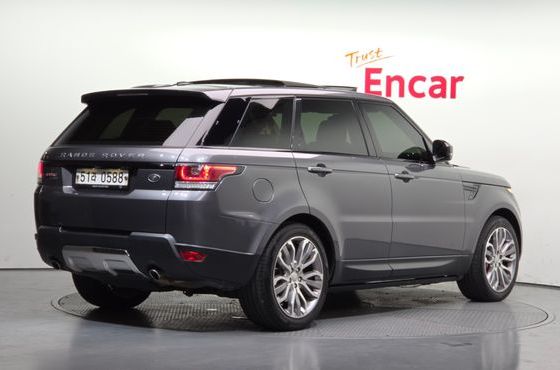 Land Rover Range Rover Sport 3.0 SDV6 HSE Dynamic — пробег 186 604 км — фото 2 из 5