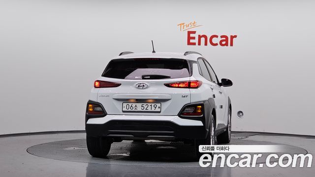 Hyundai Kona из Кореи Encar