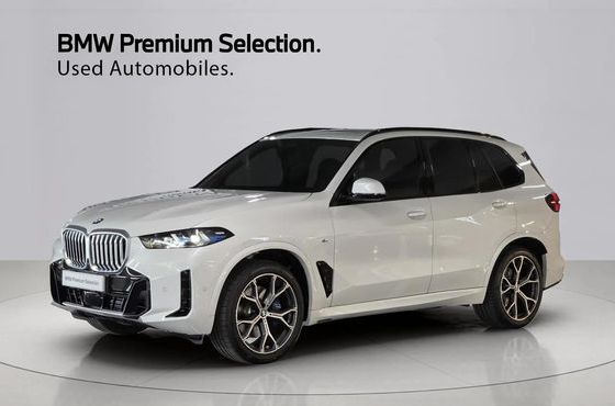 BMW X5 xDrive 40i M Sport — пробег 1 750 км — фото 1 из 5