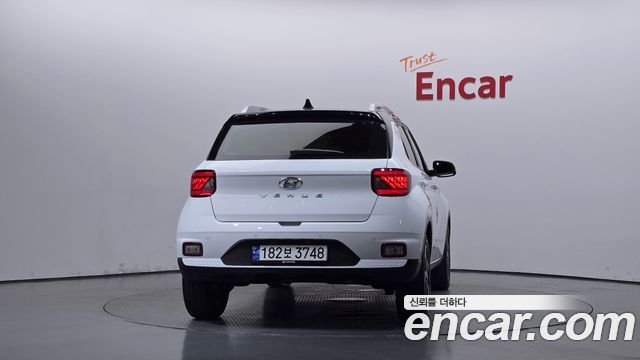 Hyundai Venue из Кореи Encar