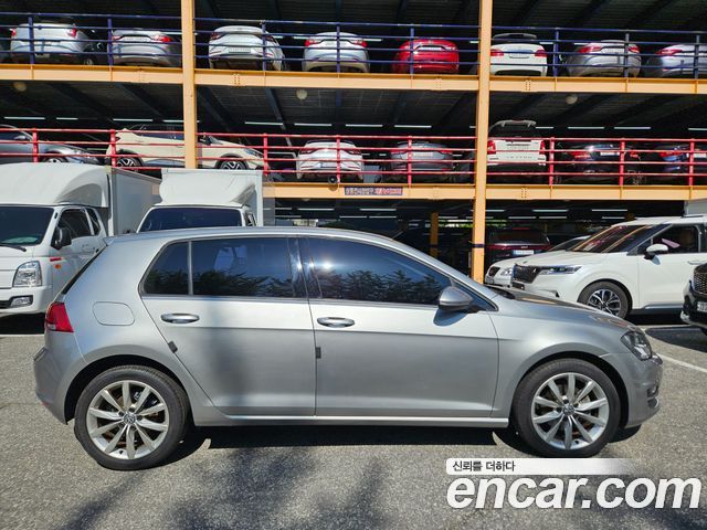 Volkswagen Golf 1.6 TDI — пробег 67 706 км — фото 3 из 5