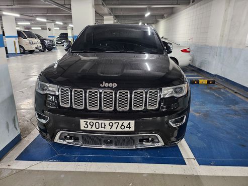 Jeep Cherokee 3.6 Overland WK2 — пробег 45 215 км — фото 1 из 5