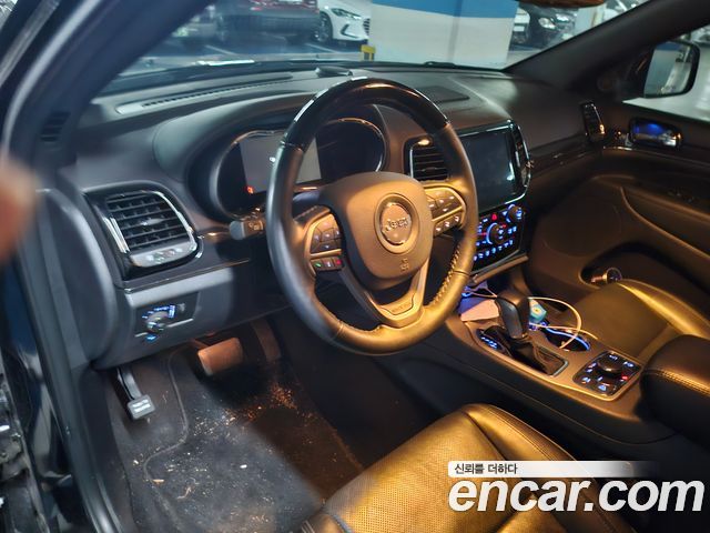 Jeep Cherokee 3.6 Overland WK2 — пробег 45 215 км — фото 5 из 5