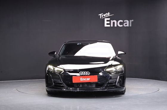 Audi e-tron GT GT quattro Premium — пробег 66 393 км — фото 3 из 5