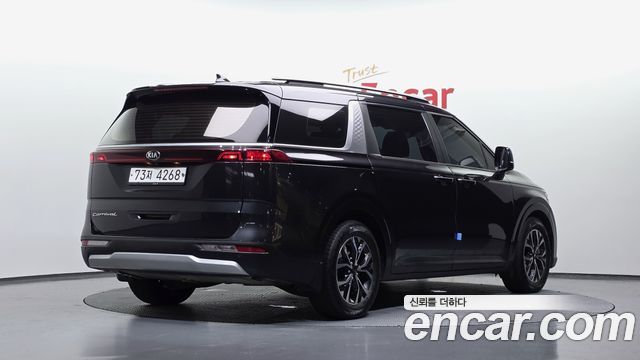 Kia Carnival из Кореи Encar